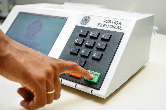 Faltam 16 dias para as eleições 2020: confira o perfil dos candidatos na internet