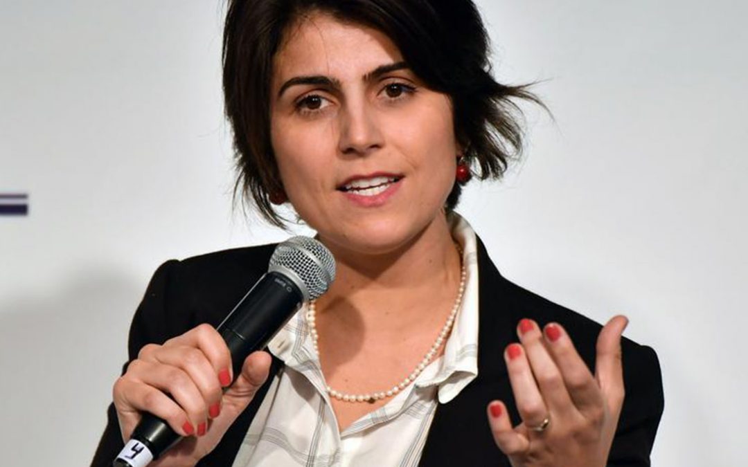 Manuela d’Ávila assina termo de compromisso com a primeira infância em Porto Alegre