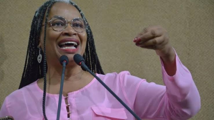 Olívia Santana: intervenção da Justiça para garantir ônibus em Salvador mostra descaso de ACM Neto
