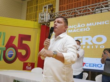 Candidato a prefeito de Maceió, Cícero Filho, escreve carta aberta à vice