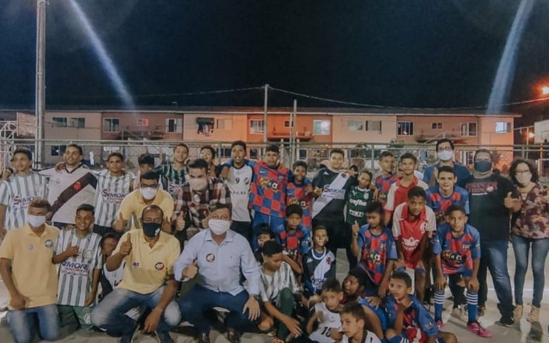Cícero Filho visita bairros populares e apresenta propostas para Maceió