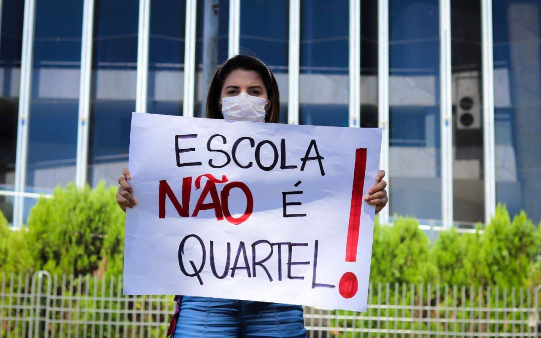 Camila Lanes critica a militarização de 56 escolas de Curitiba
