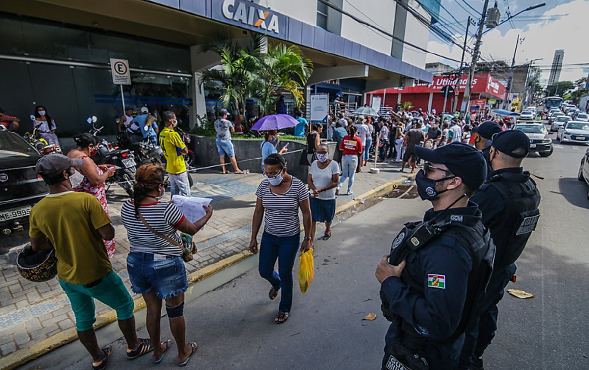 Governo Bolsonaro admite que desemprego terá “repique” em setembro
