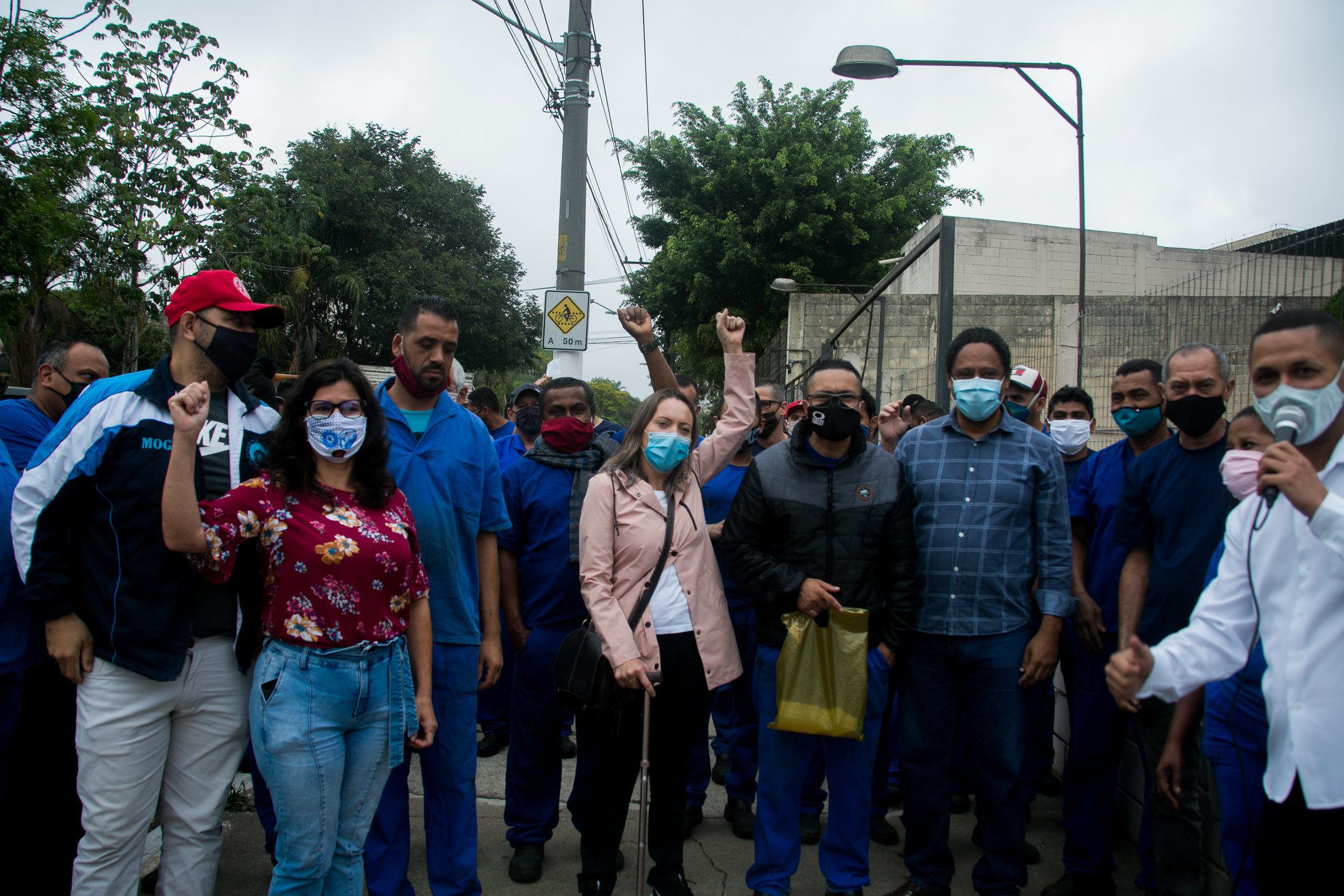Orlando Silva visita fábricas e defende obras e desenvolvimento em SP