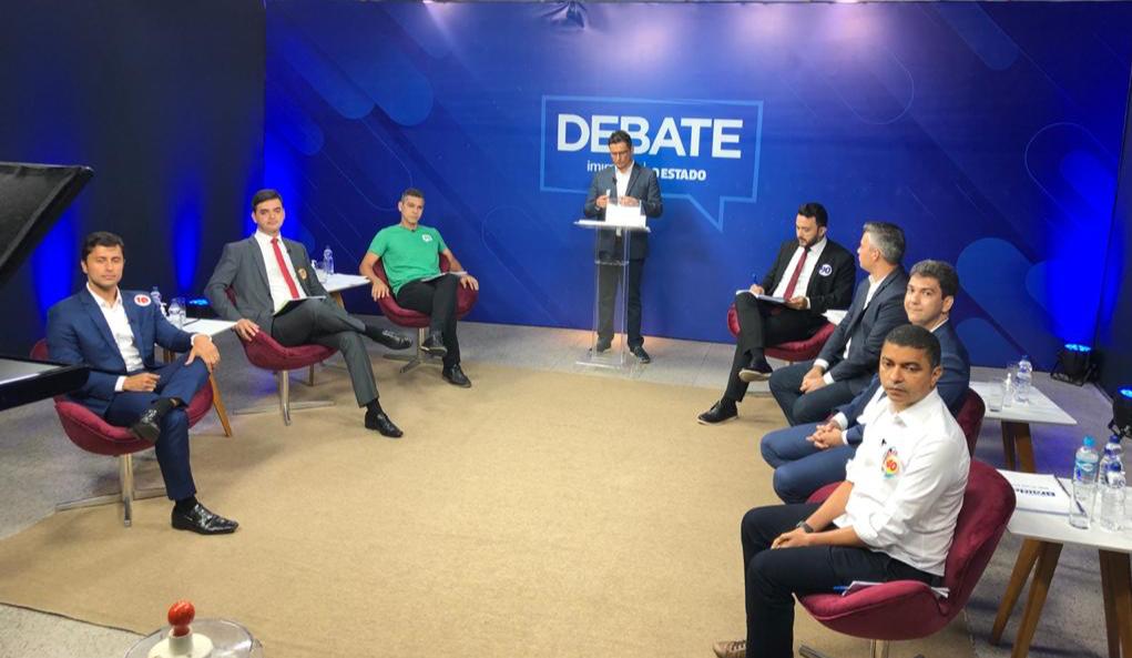 Rubens Jr se destaca em debate em São Luís e tem propostas aprovadas nas redes sociais