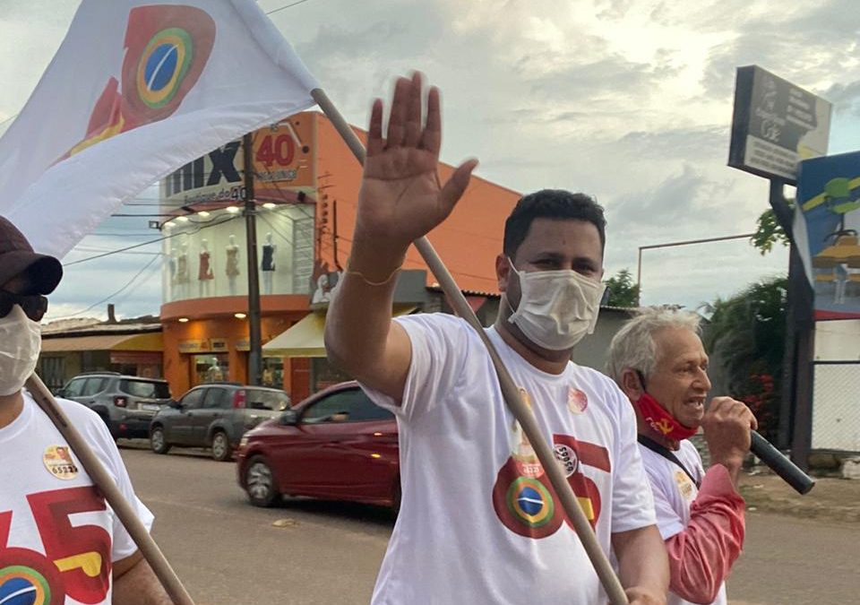 Samuel Costa apresenta propostas para Porto Velho em caminhada nos bairros Guajará e 4 de Janeiro