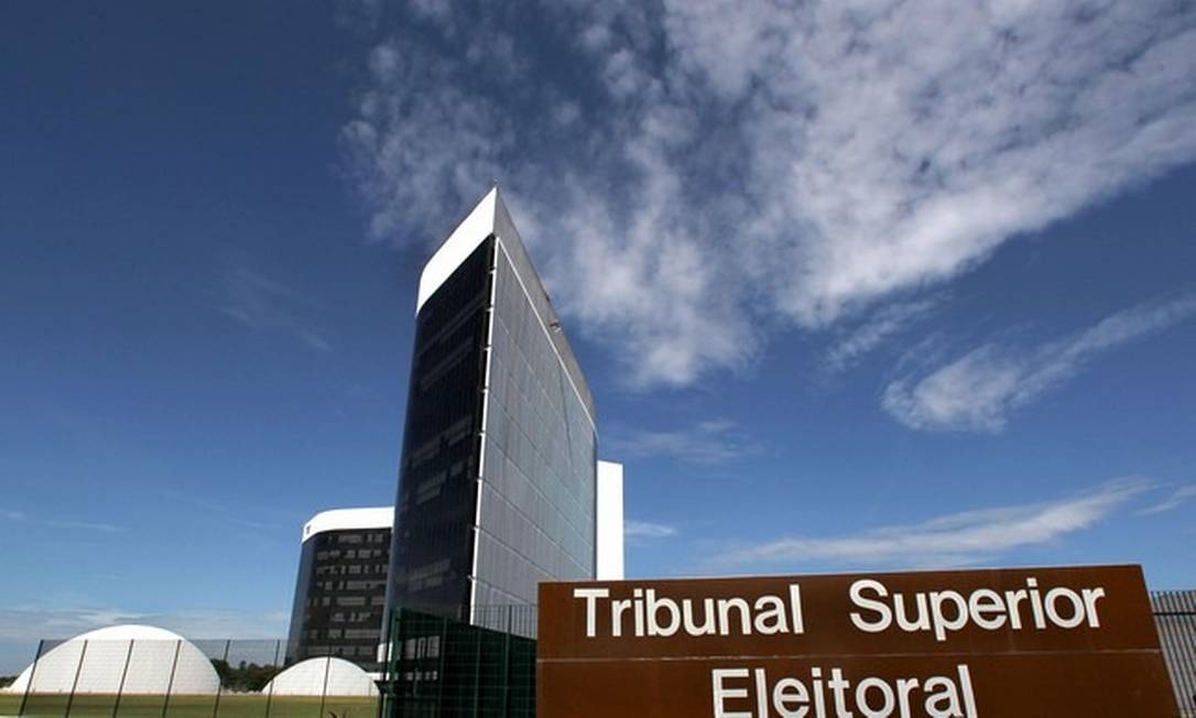 Presidente do TSE envia novo ofício para diretor-executivo do Telegram