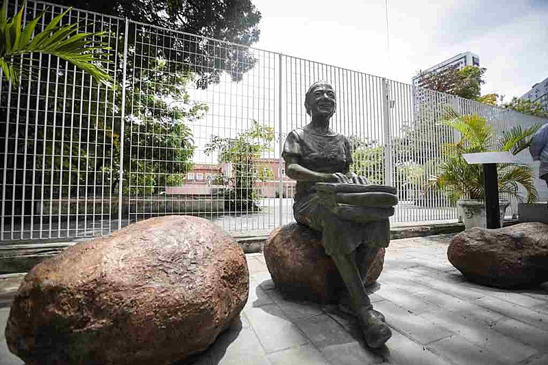Cida Pedrosa: Arte não é lugar para machismo