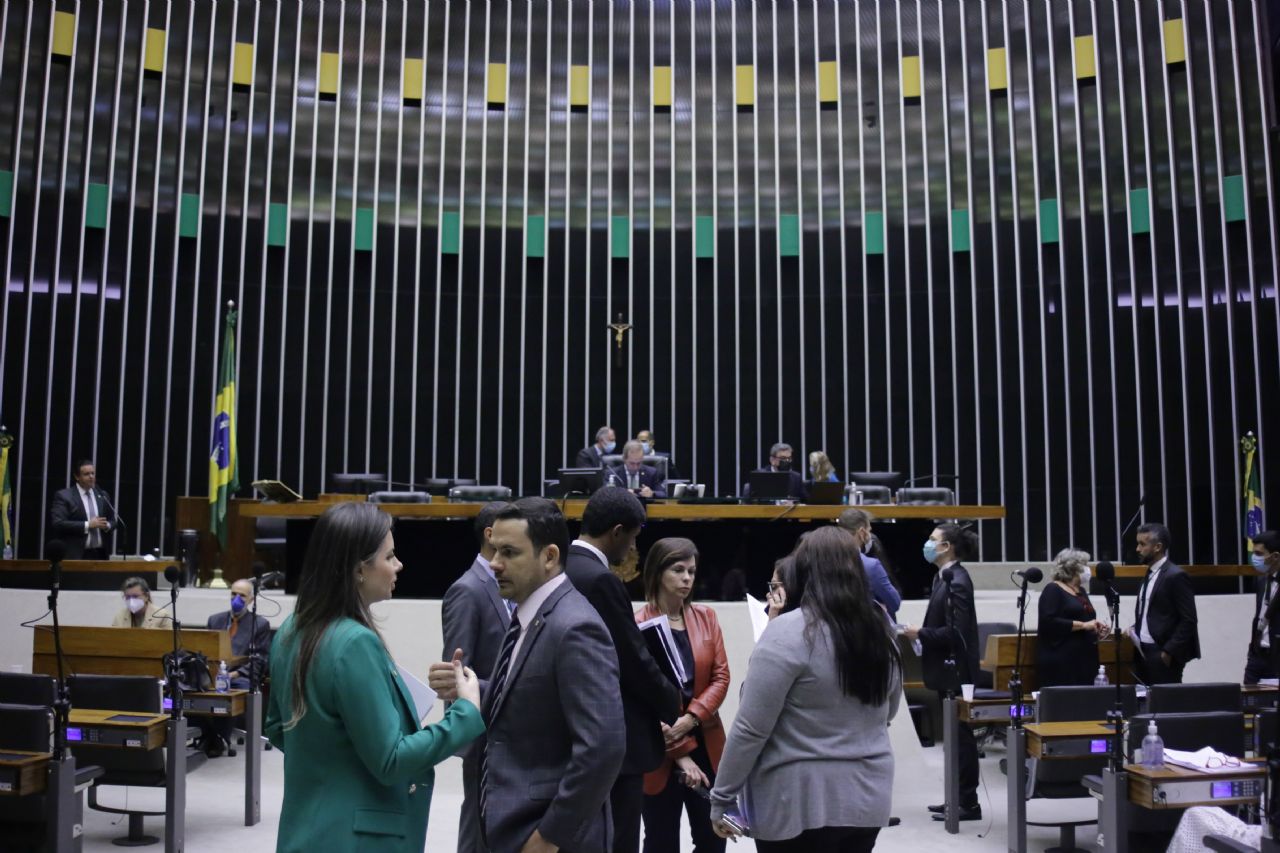 Aprovado projeto que torna crime a violência institucional
