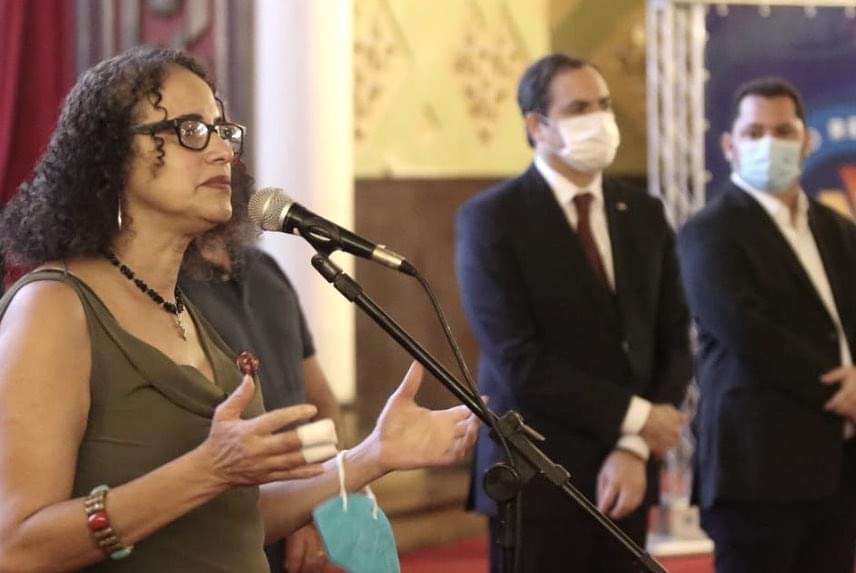 Luciana: cuidar da arte e da cultura é também combater o negacionismo