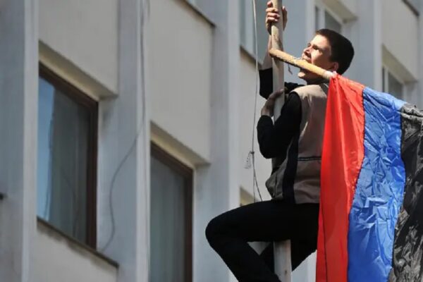 Forças populares de Donetsk e tropas da Rússia libertaram Mariupol