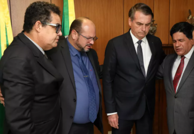Pastores avalizados por Bolsonaro estiveram 103 vezes no MEC