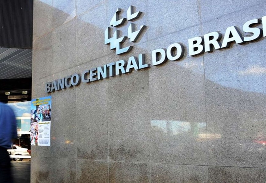 Greve pressiona e servidores do BC serão recebidos pelo governo