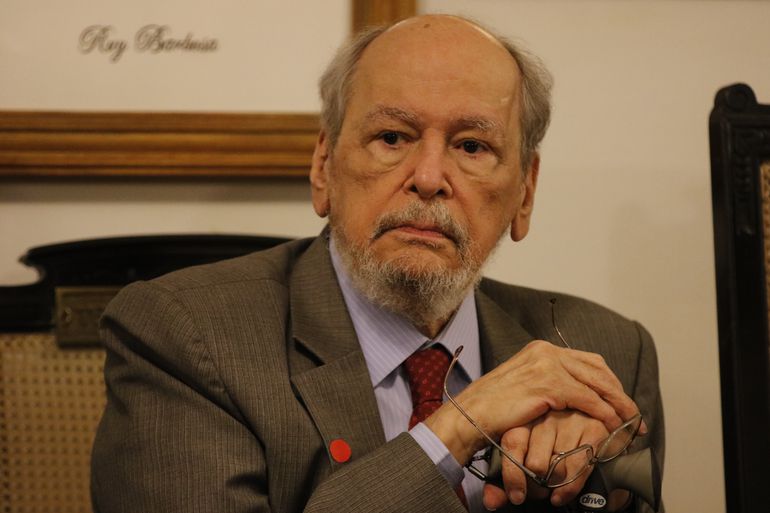Graça a Silveira exige trânsito em julgado, diz ex-presidente do STF
