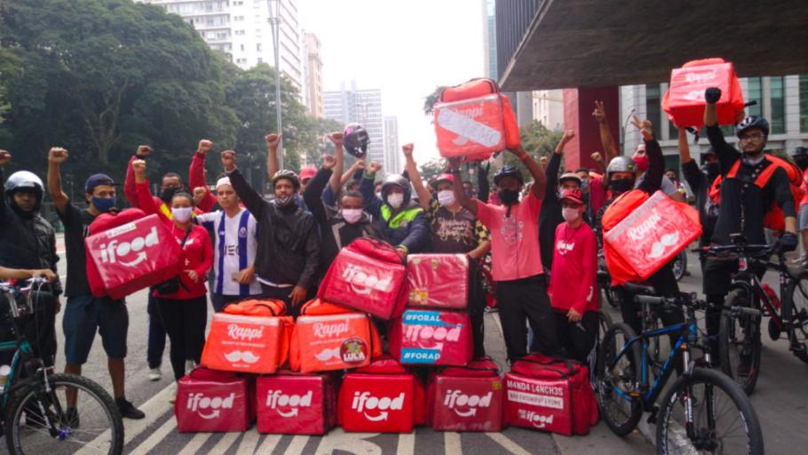 Entregadores de iFood vão à Justiça, que qualifica fraude trabalhista