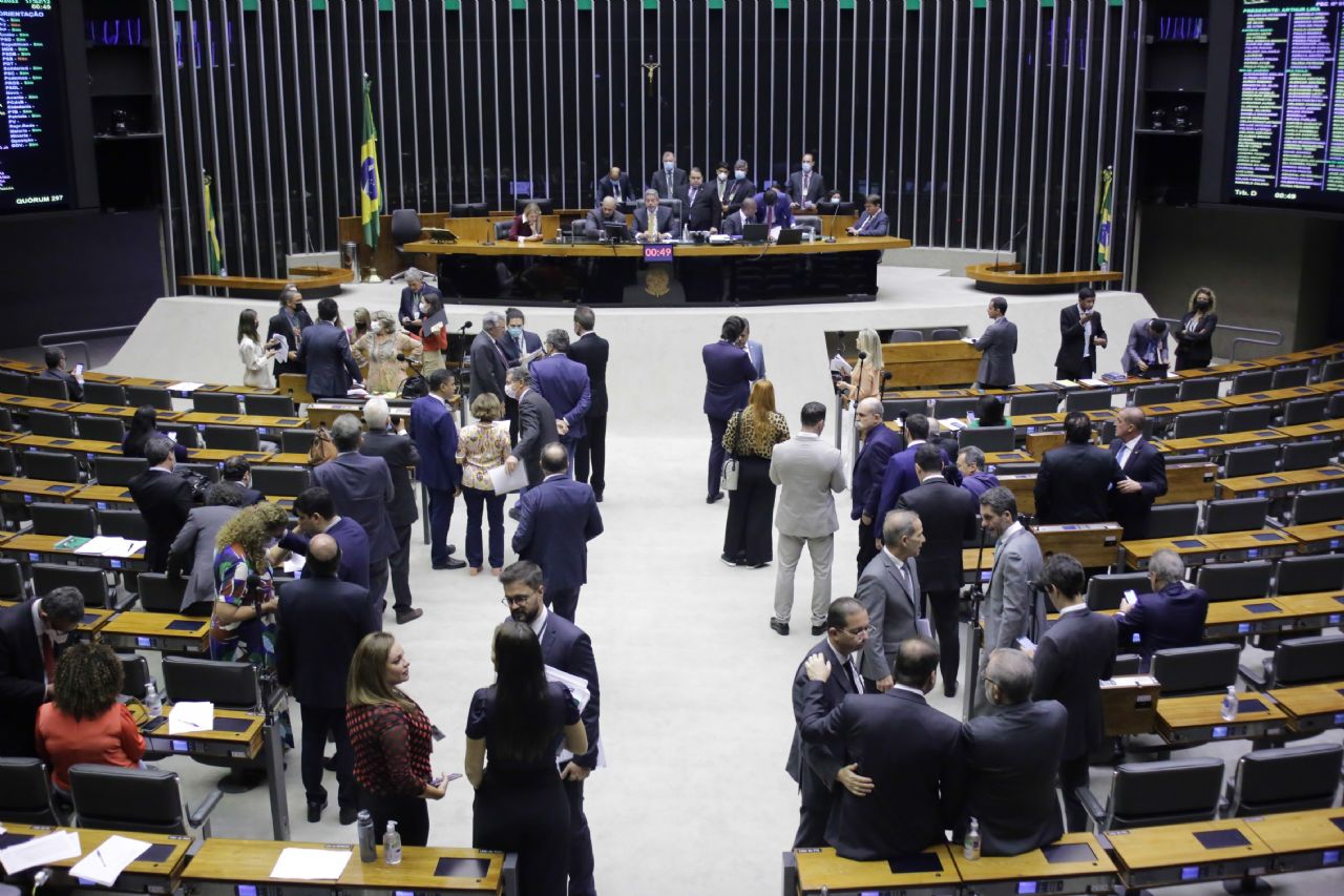 PCdoB reafirma voto contra privatizar radiofármacos para tratar câncer