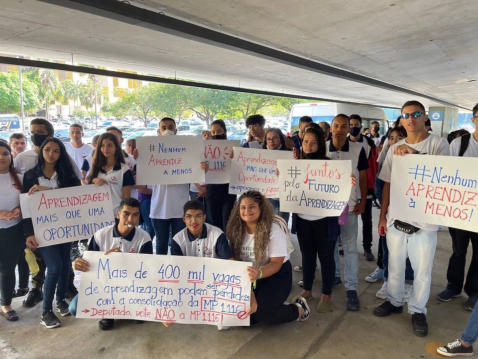 #NenhumAprendizAMenos: Mobilização contra MP 1116 avança no Brasil