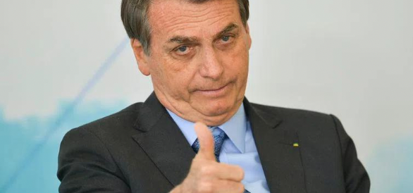 Folgas de Bolsonaro explicitam descaso do presidente com país