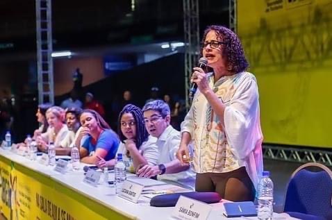 Luciana destaca belo capítulo escrito por jovens no Congresso da Ubes