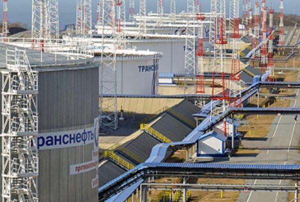 Ásia supera Europa como principal comprador de petróleo russo