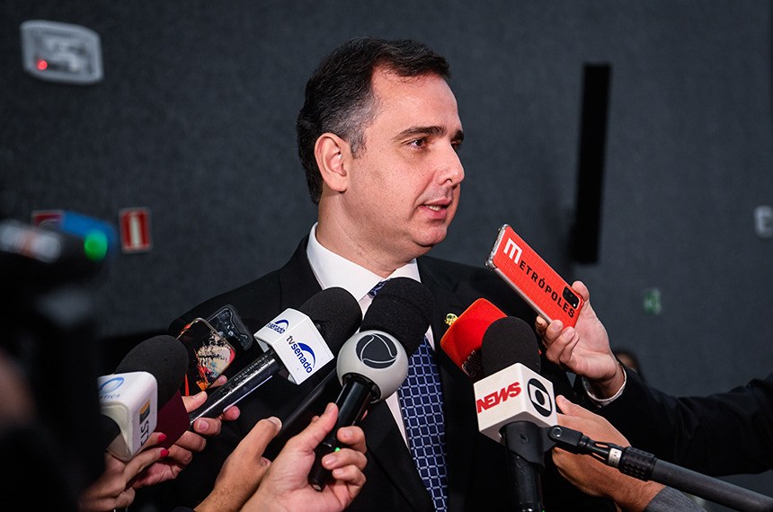 Pacheco condena atos antidemocráticos de bolsonaristas no 1º de Maio