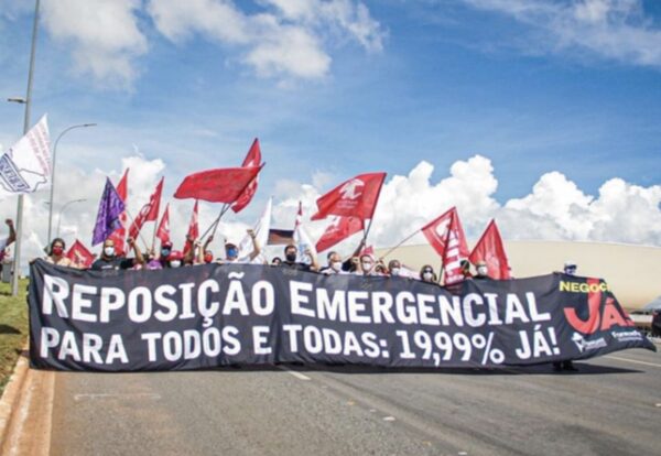 Bolsonaro não garante nem 5% de reajuste a servidores
