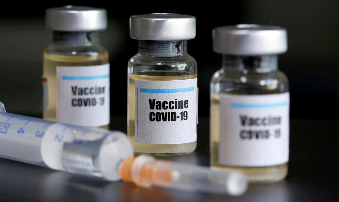 Com voto do PCdoB, doação de vacinas contra Covid é aprovada na Câmara