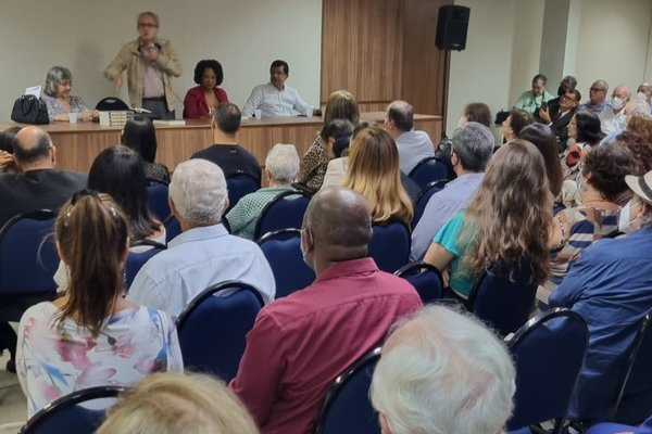 Biografia de Haroldo Lima é lançada em Salvador
