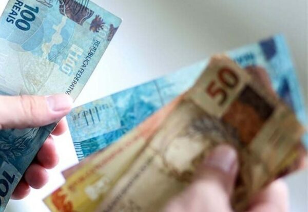 Dieese: 92% dos acordos coletivos de abril ficam sem aumento real