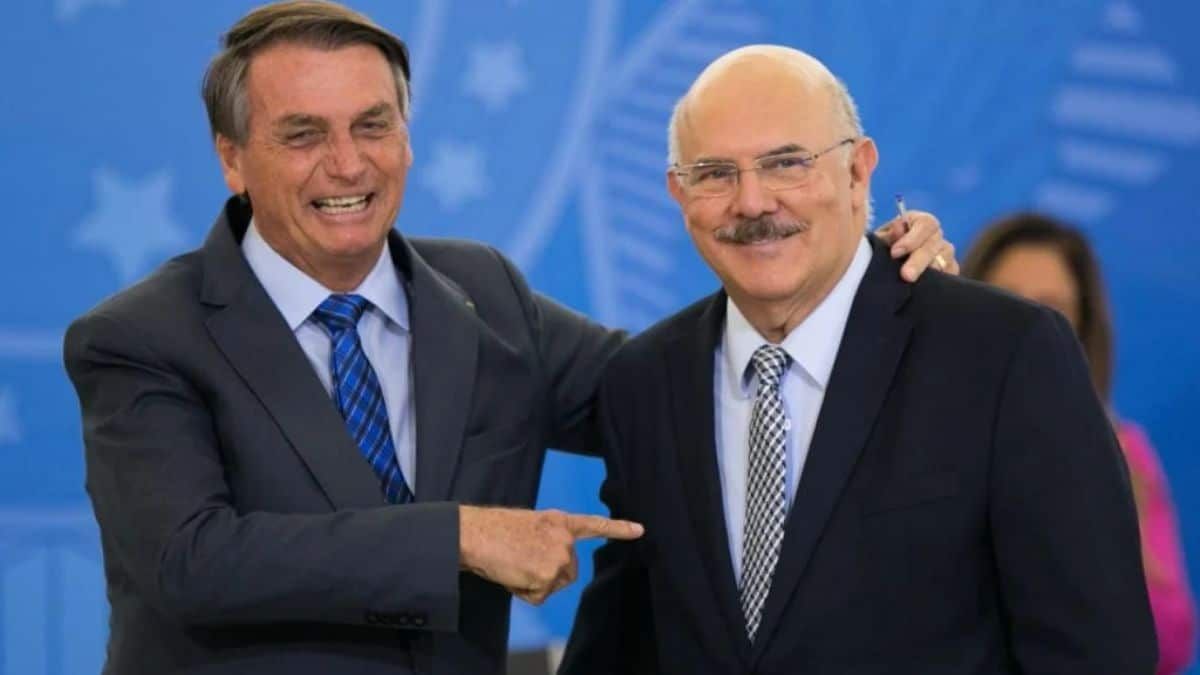 Prisão de ex-ministro de Bolsonaro escancara corrupção no governo