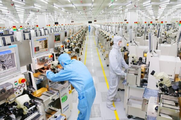 Sanções dos EUA fracassam e indústria de chips da China dispara