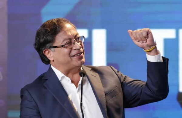 Colômbia: Vitória de Gustavo Petro fortalece a esperança