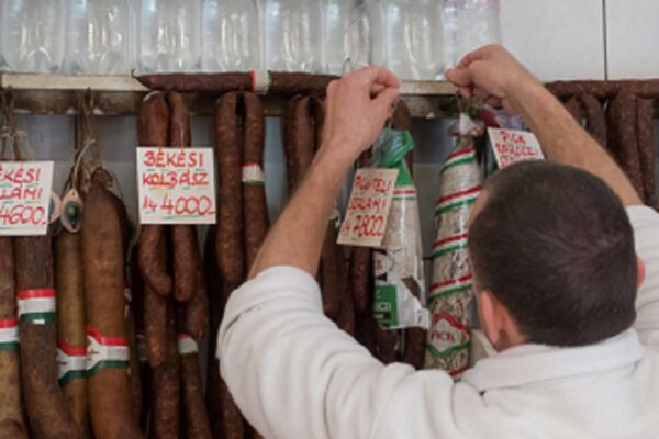 “Sanções nos atingem mais do que à Rússia”, conclui premiê da Estônia