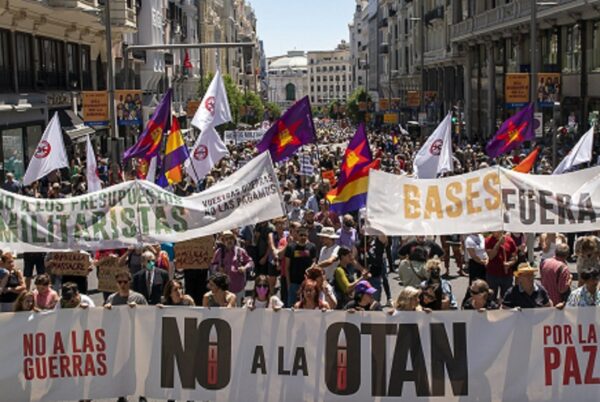 Milhares exigem nas ruas de Madri: “fora bases da OTAN”