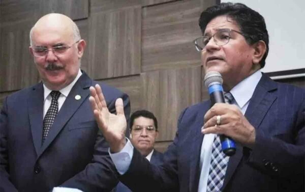 Ex-ministro da Educação recebeu R$ 50 mil de pastor corrupto