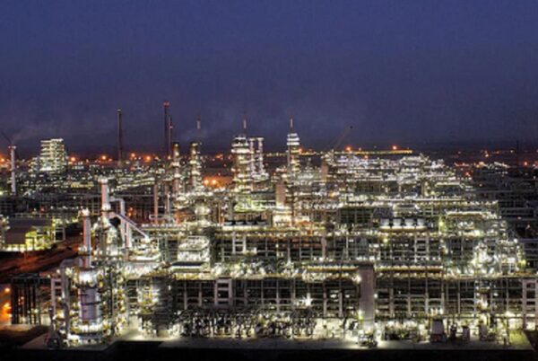 Rússia se torna o 2º maior fornecedor de petróleo para Índia