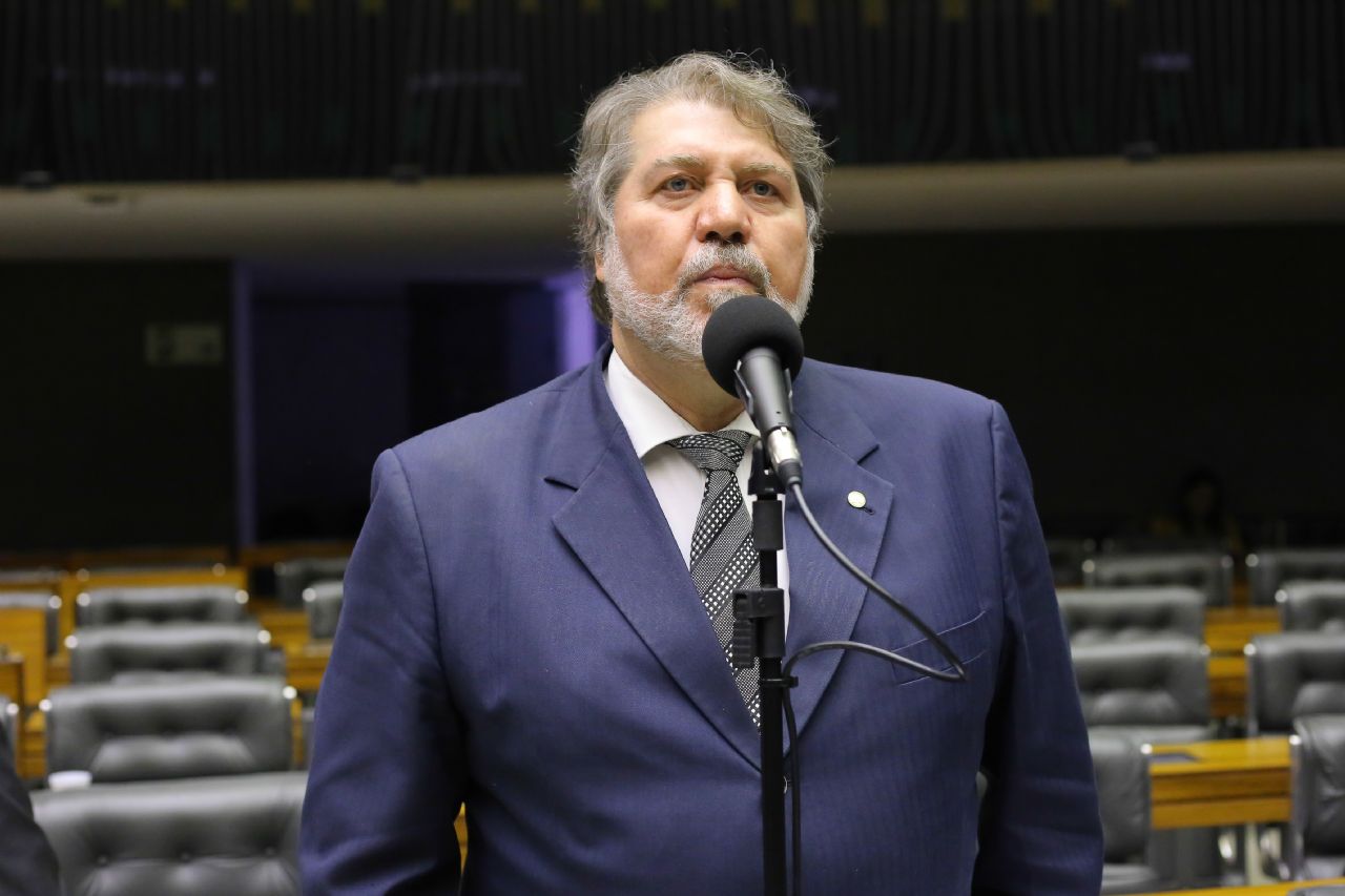 Câmara aprova projeto sobre alíquotas de combustíveis