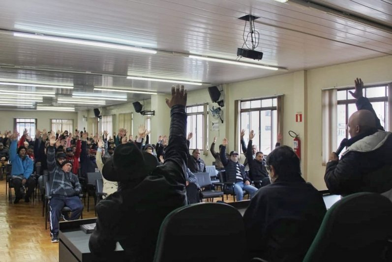 Metalúrgicos de Caxias do Sul aprovam reajuste de 12%
