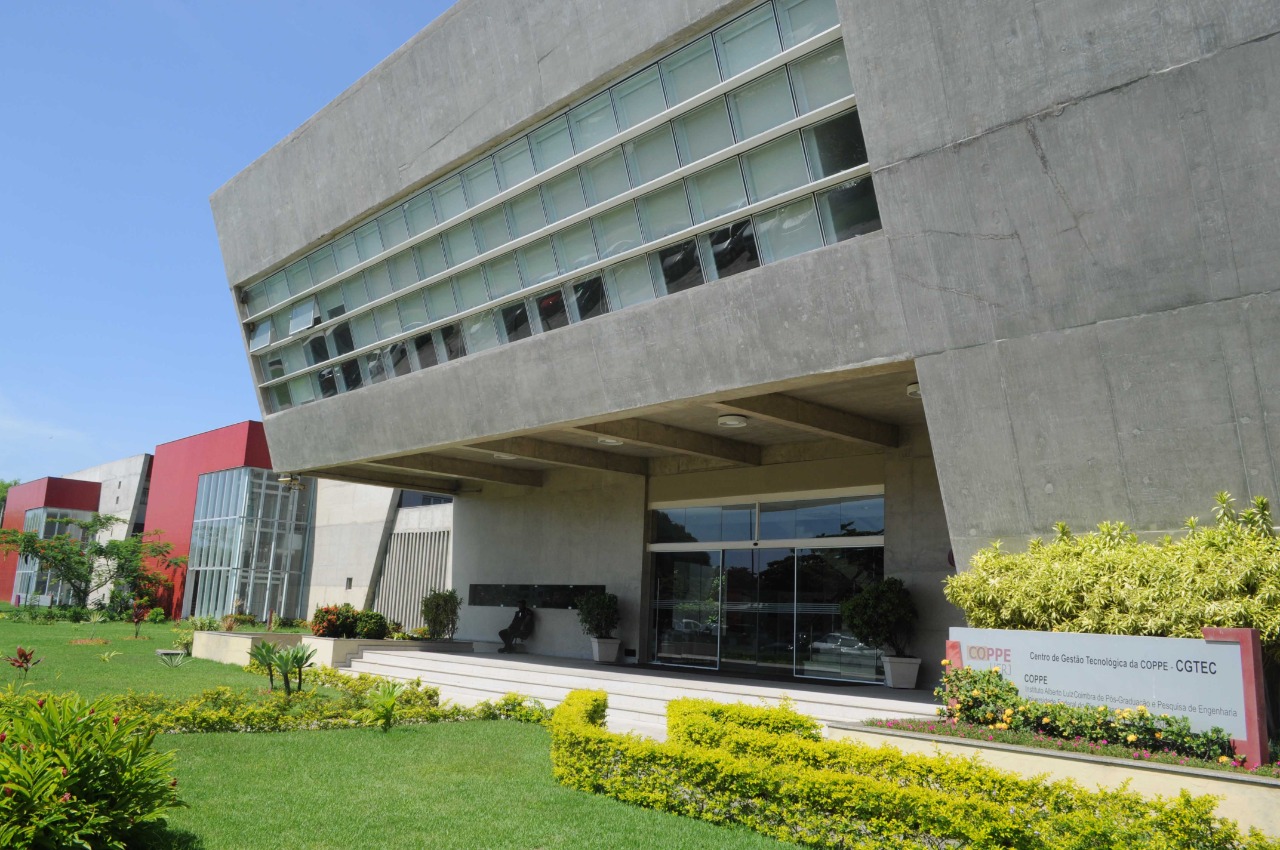 Em homenagem a Luiz Pinguelli Rosa, acadêmicos defendem soberania
