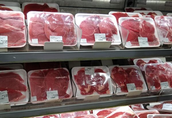 72% dos brasileiros deixam de consumir carne, segundo pesquisa
