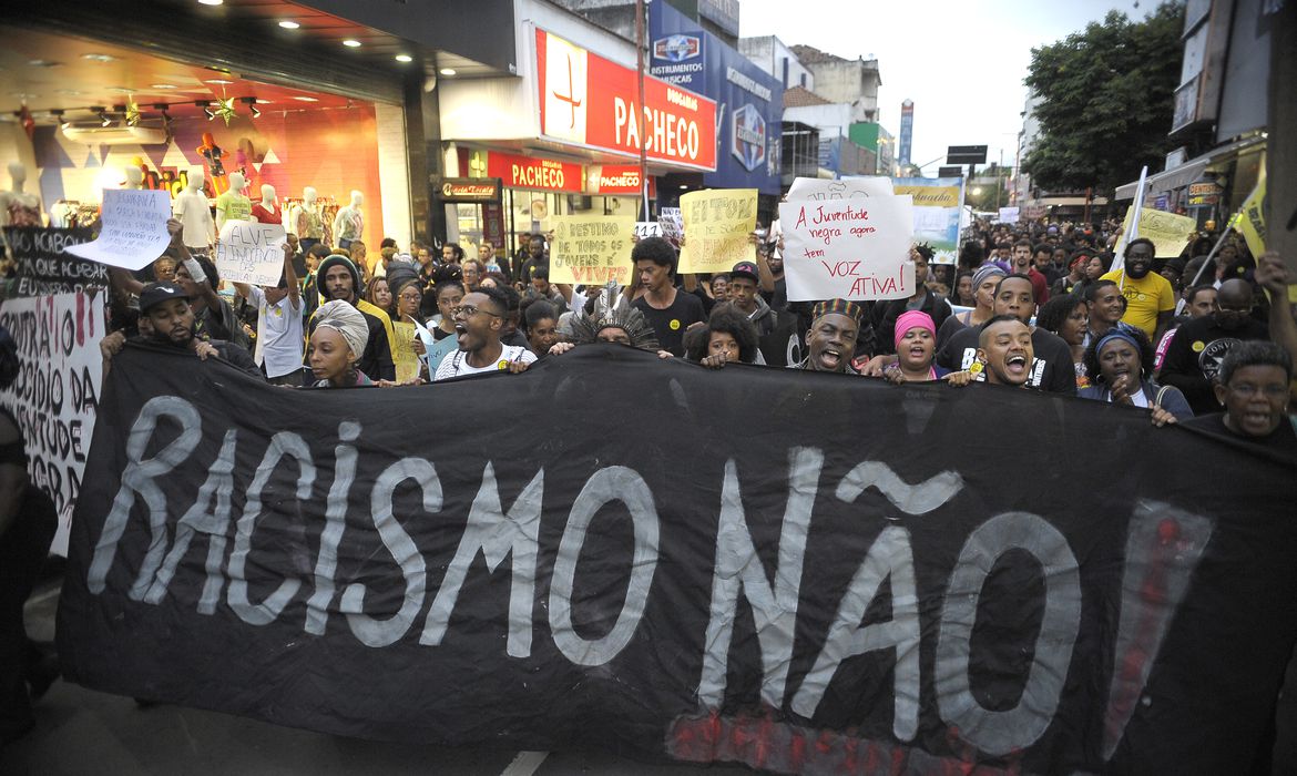 Eleger bancadas negras é tarefa nacional contra o racismo estrutural