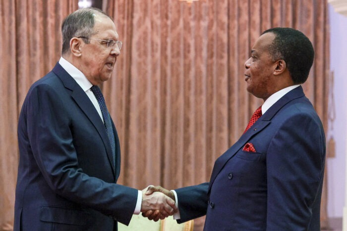 Lavrov: “Não impedimos a exportação de grãos de portos da Ucrânia”
