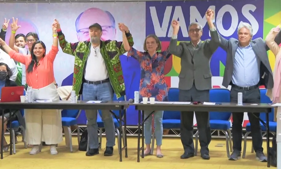 Convenção oficializa a chapa Lula-Alckmin para a disputa das eleições