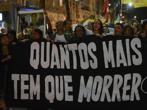 Há no Brasil uma autorização não escrita para todos tipos de violência