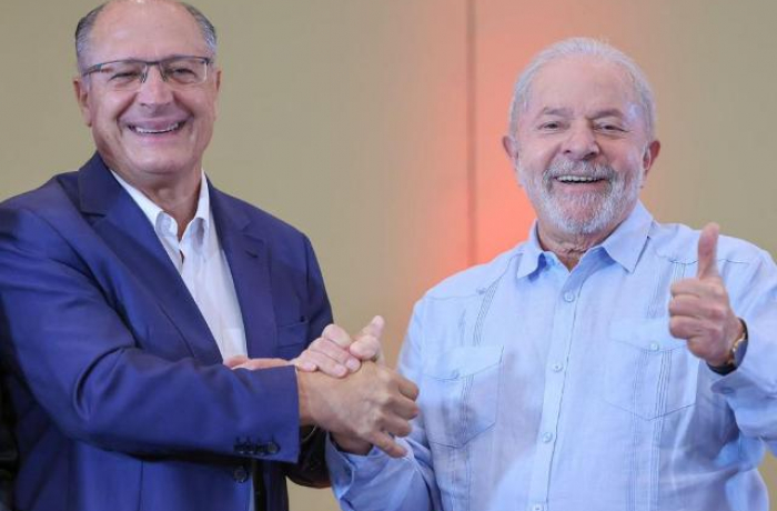 Economistas lançam manifesto em apoio à frente ampla