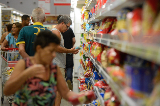 Inflação segue castigando população, sobretudo os mais pobres