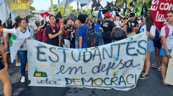 Defesa da democracia e do processo eleitoral marca 11/8 pelo país