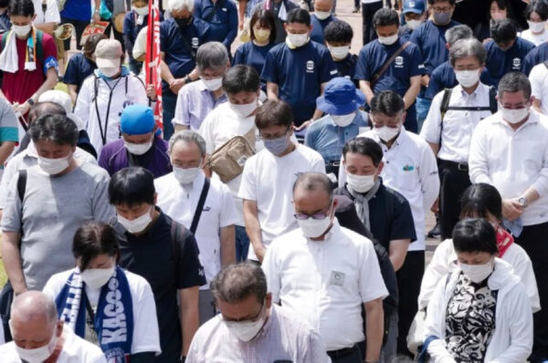 Japão homenageia vítimas da chacina dos EUA em Hiroshima e Nagazaki