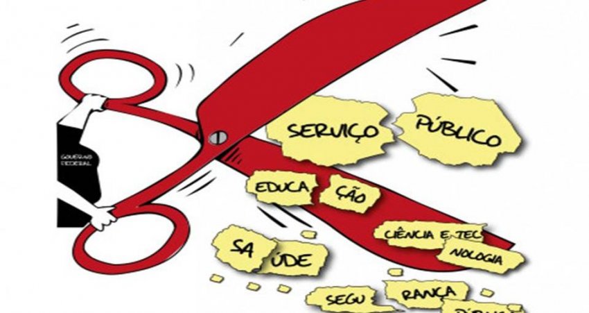 Lula volta a criticar teto de gastos